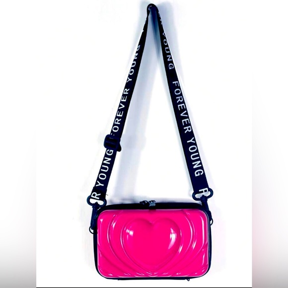 Forever Young Heart Purse - Picture 1 of 3